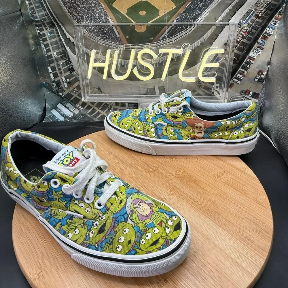 Vans Era Toy Story Aliens Women’s 9/ Men’s 7.5